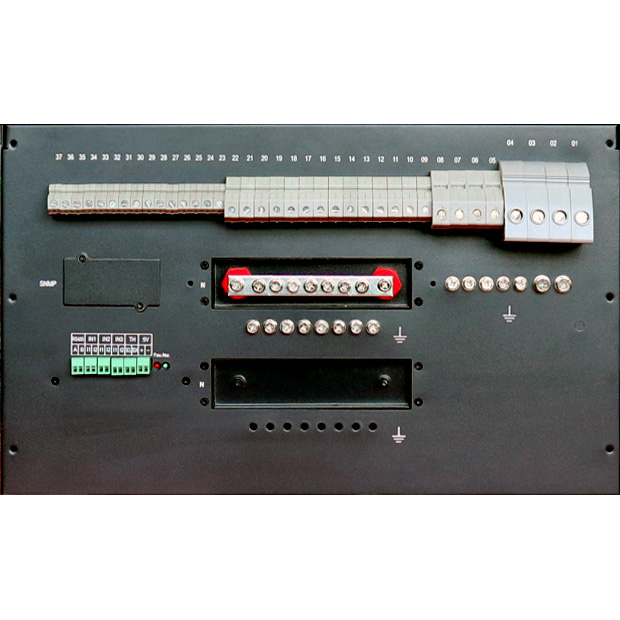 三進三出 機(jī)櫃式精密配電(diàn)PDC